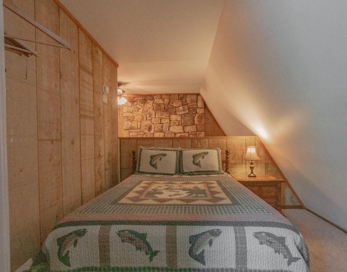 Swiss Mountain Village Blowing Rock Exterior photo